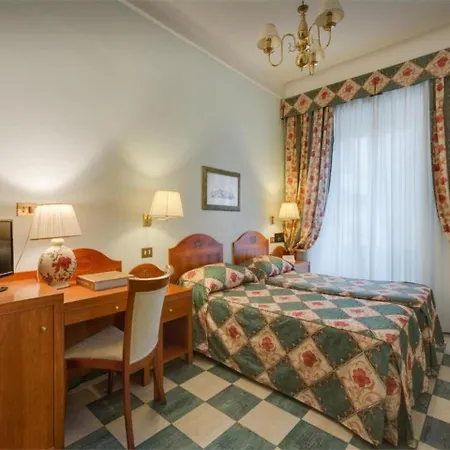 Hotel Aberdeen-3